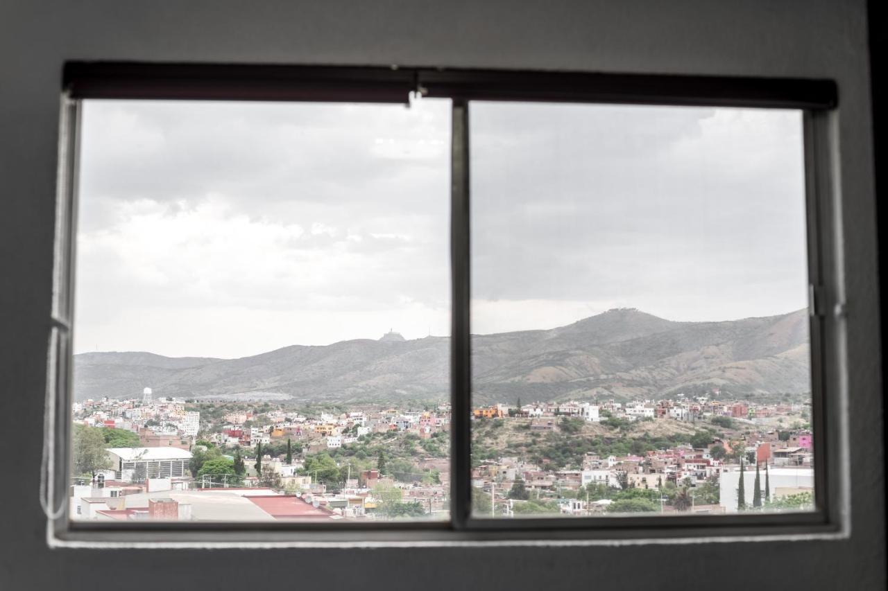 Apartamento Depa Lulú Zona Hotelera, Caseta De Cobro A Silao