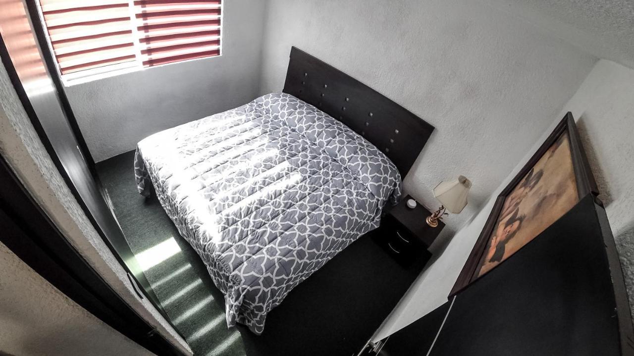 Depa Lulú Zona Hotelera, Caseta De Cobro A Silao * Guanajuato