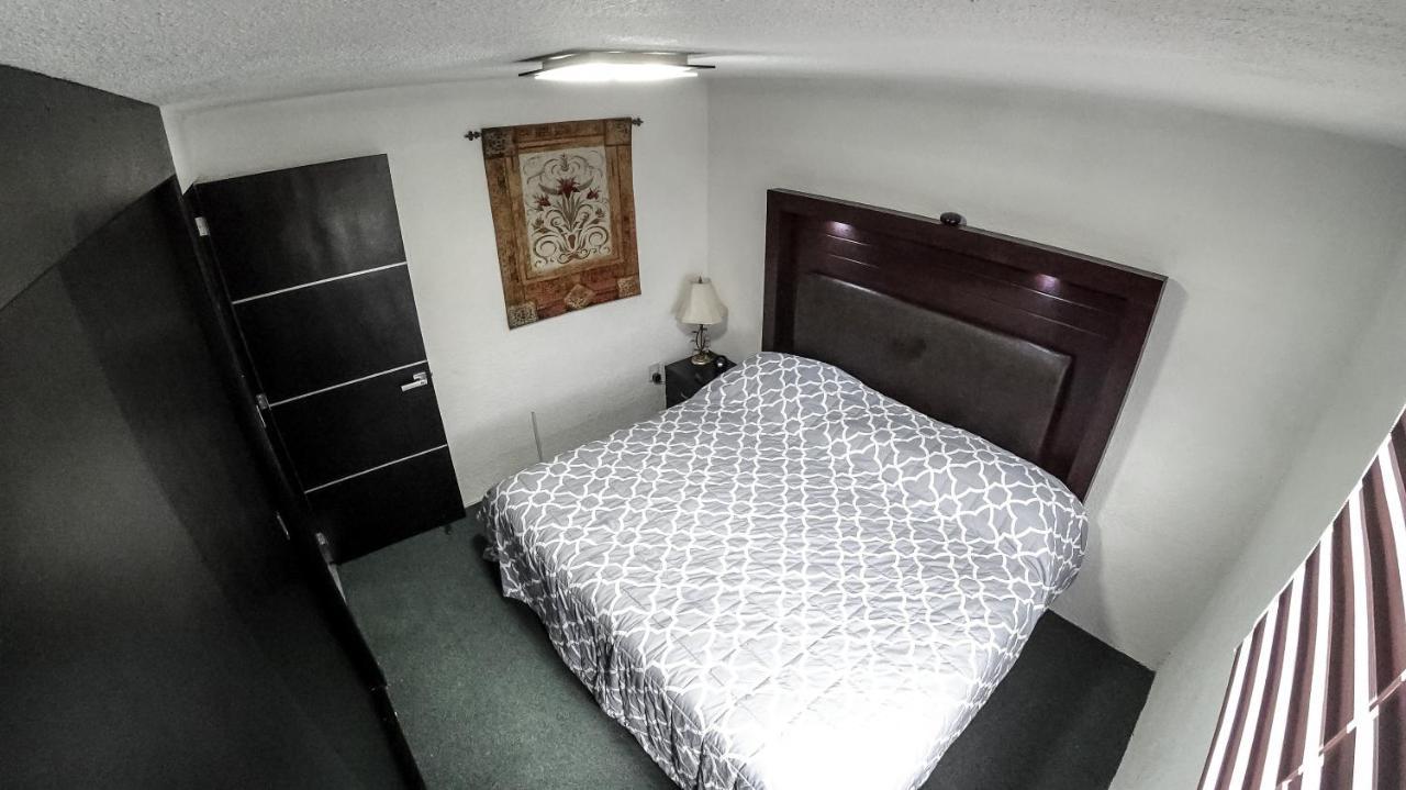 Apartamento Depa Lulú Zona Hotelera, Caseta De Cobro A Silao